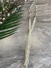 Charger l'image dans la galerie, Pearl Front Tie Silver Necklace