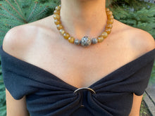 Load image into Gallery viewer, Agate Necklace with a Silver Pendant