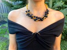 Load image into Gallery viewer, Golden Pearl and Onyx Mesh Necklace
