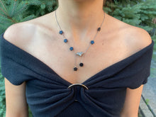 Charger l&#39;image dans la galerie, Onyx and Silver Heart Pendant Necklace
